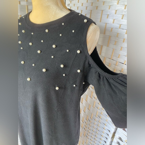 NWT Hem & Thread Cold Shoulder Pearl Trimmed Brushed Rib Dress MIDI Black - Picture 4 of 10